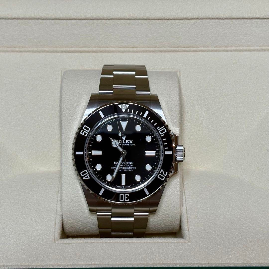 Rolex Submariner Black Dial - Oystersteel Edition