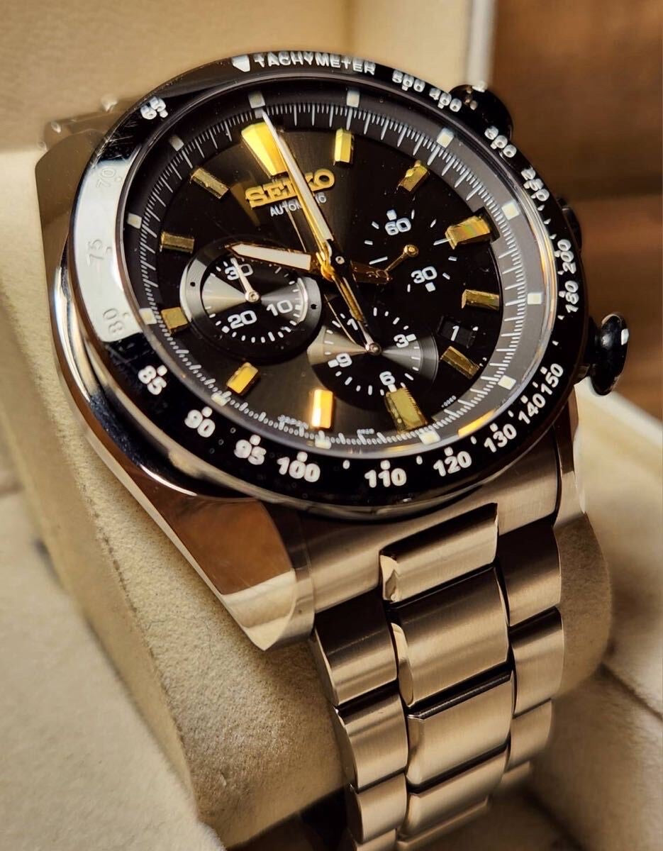 Seiko Automatic Chronograph - Black Dial with Gold Accents, Stainless Steel Bracelet